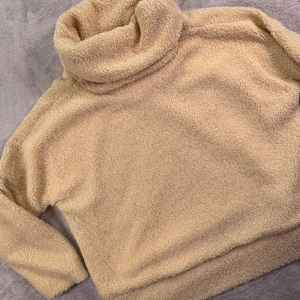 Tuckernuck Rollins Pullover Women's S Cream Sherpa Fleece Funnell Neck Y21183T